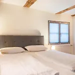 아파트 Im Gaestehaus Krone *