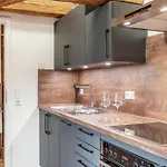 Im Gaestehaus Krone 아파트