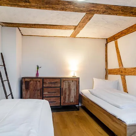 Im Gaestehaus Krone * ボートマン・ルートヴィヒスハーフェン