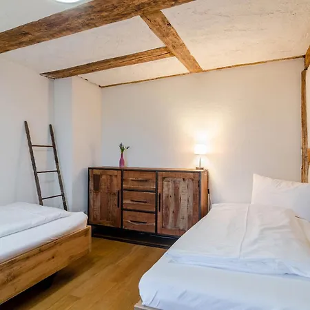 アパート Im Gaestehaus Krone *