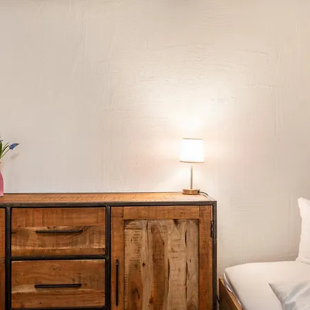 アパート Im Gaestehaus Krone ボートマン・ルートヴィヒスハーフェン