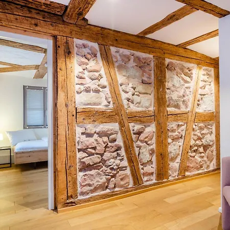 アパート Im Gaestehaus Krone