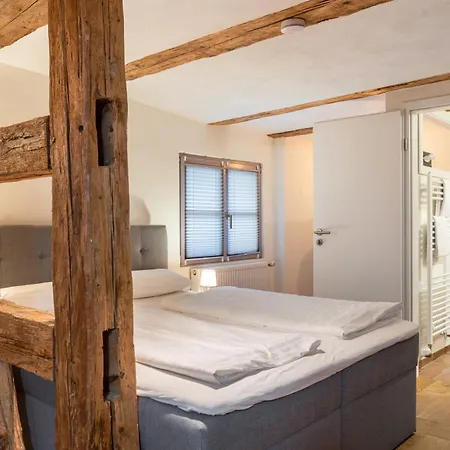 Im Gaestehaus Krone アパート *