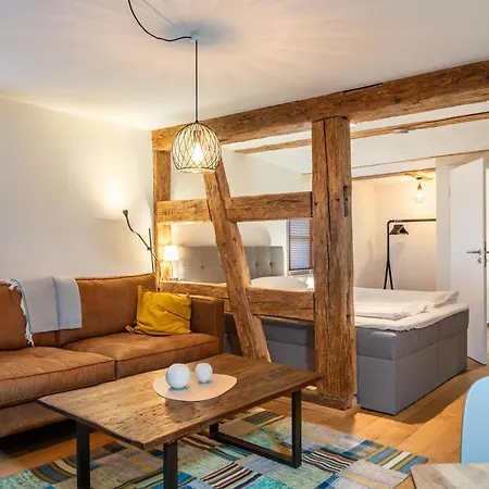 Im Gaestehaus Krone *