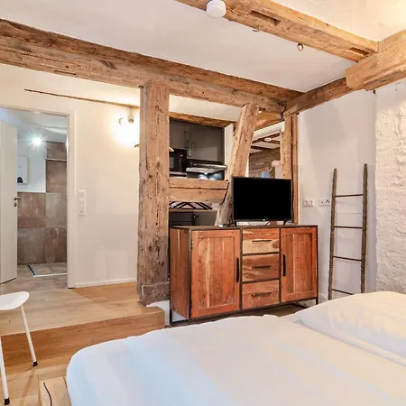 Im Gaestehaus Krone * ボートマン・ルートヴィヒスハーフェン