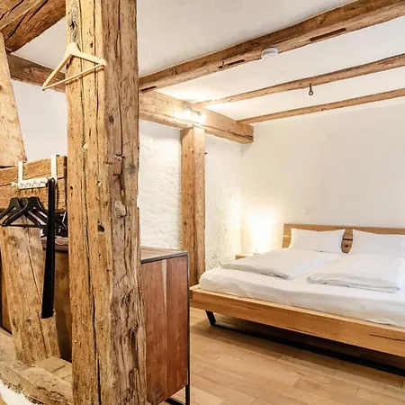 Im Gaestehaus Krone *